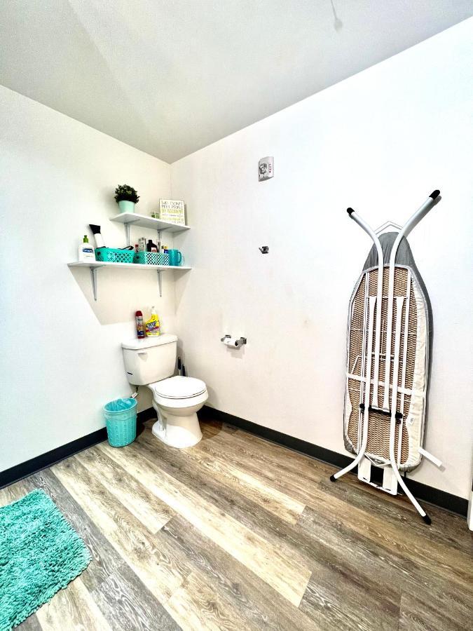 Private Room With Shared Bathroom On The 1St Floor 10 Minutes Walk To University Of Washington Seattle Exterior foto